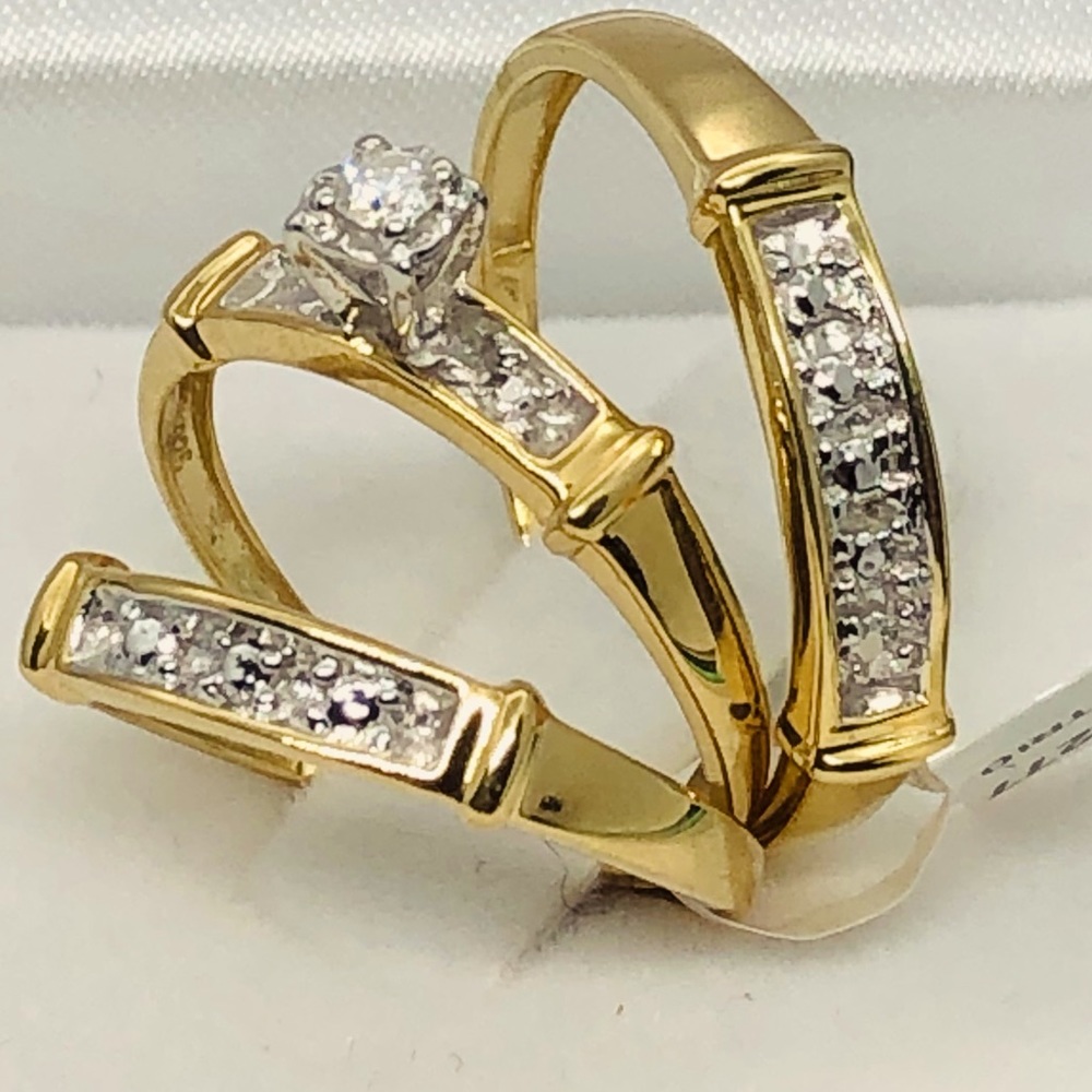 Round Diamond Matching Wedding Ring Set 1/20cttw